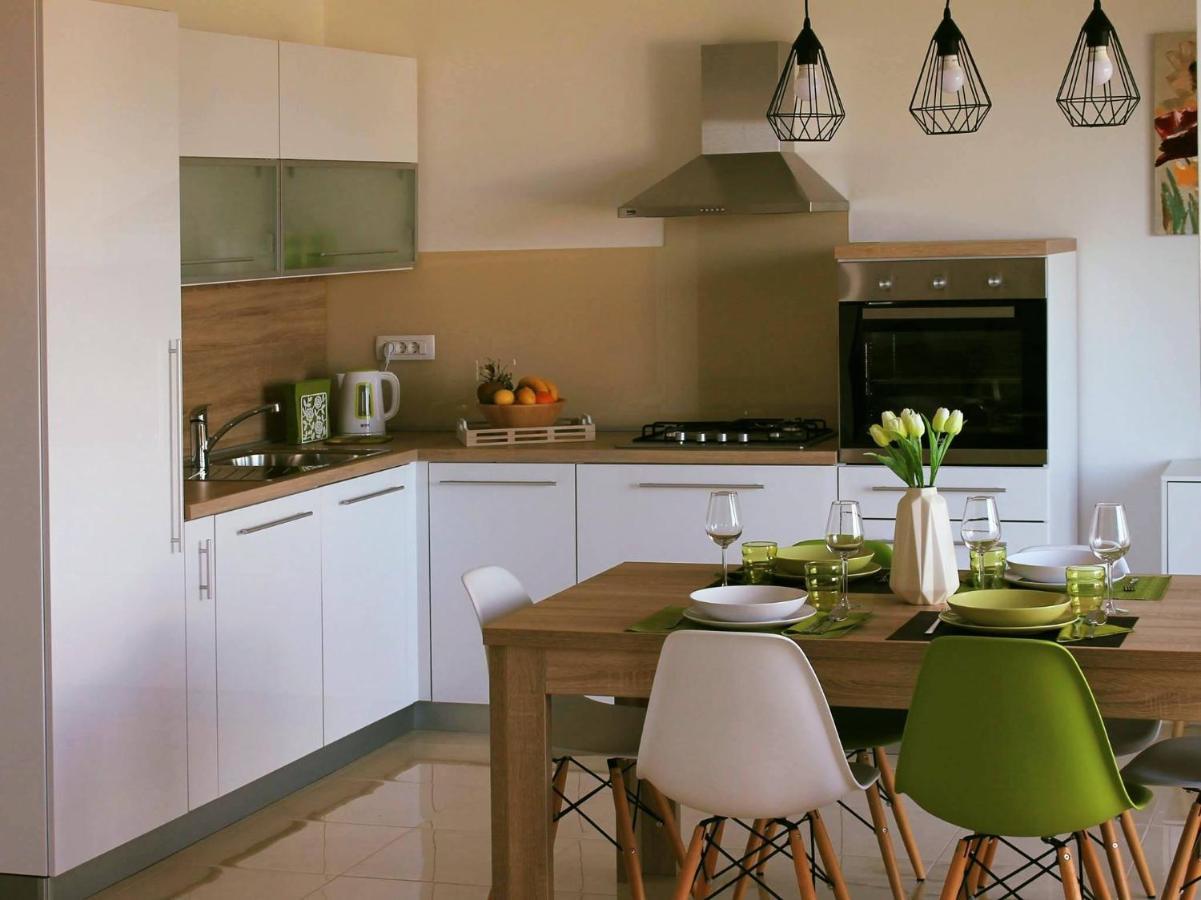 Apartman Ruza 2 Opric Bagian luar foto