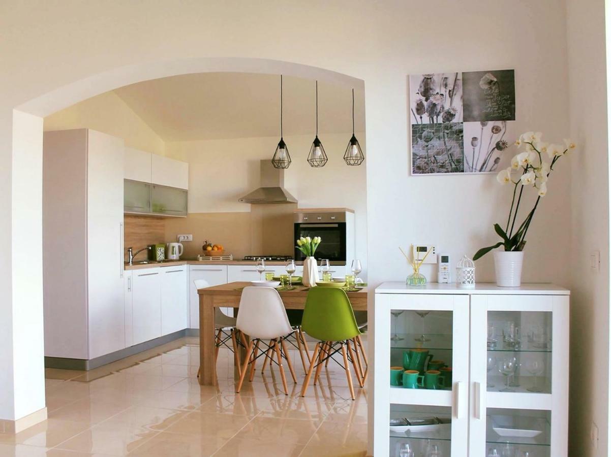 Apartman Ruza 2 Opric Bagian luar foto